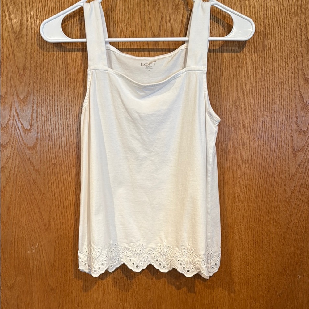 LOFT White Sleeveless Tank Top with Scalloped Hem